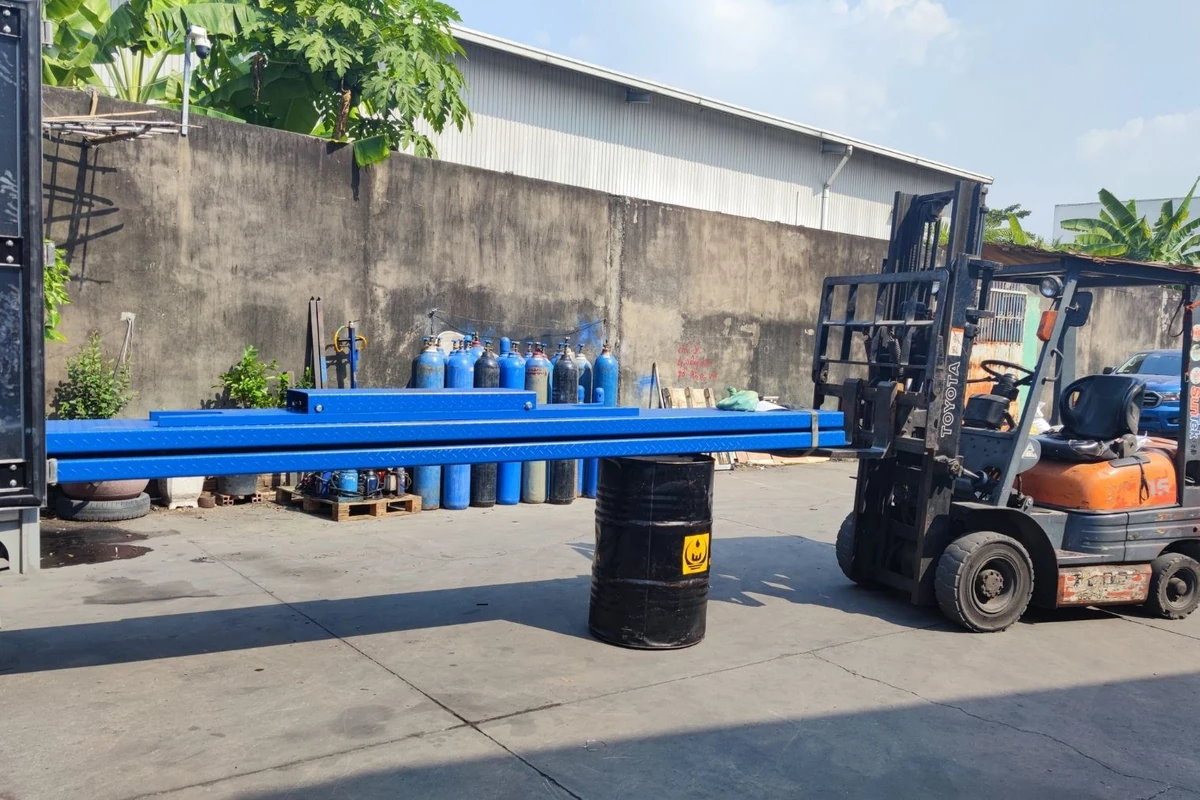 Cầu Nâng 1 Trụ Ấn Độ AIRTEK-AN-01, chất lượng cao, giá tốt nhất.