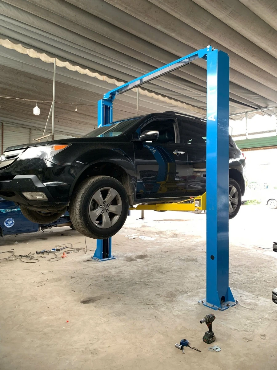 Hệ thống thủy lực Alpha AL-5T Cận cảnh hệ thống thủy lực của cầu nâng ô tô 2 trụ Alpha AL-5T.