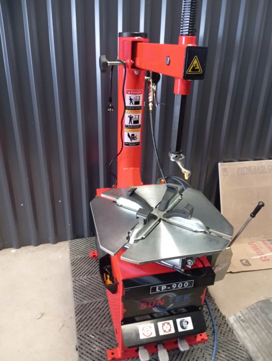 Tủ điều khiển máy tháo vỏ SunTek LP-900 Tủ điều khiển máy tháo vỏ SunTek LP-900 dễ thao tác