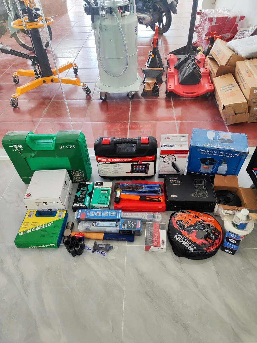 Máy phân tích môi chất lạnh ô tô