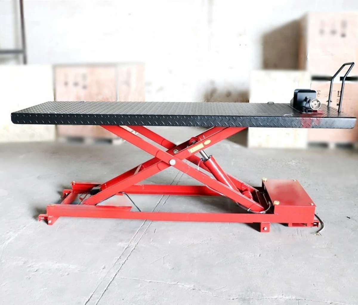Thông số kỹ thuật bàn nâng xe mô tô 500kg Bàn Nâng Xe Mô Tô Phân Khối Lớn 500kg BNMB-500 - Thông số kỹ thuật bàn nâng xe mô tô 500kg Lộc Phát: Tải trọng 500kg, kích thước 2000x650mm, nâng cao 900mm.