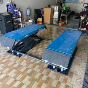 Cầu nâng cắt kéo di động Alpha AL-4XD chính hãng tại garage Lộc Phát
