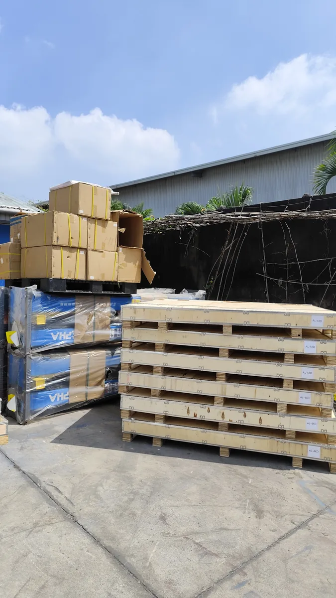 Kho bãi thiết bị garage cung cấp hàng hóa đúng cam kết hợp đồng