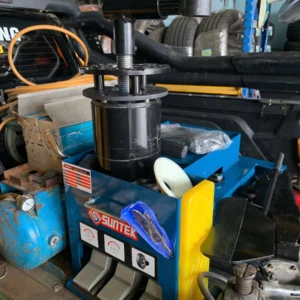 LP-100LD được bố trí tại điểm dịch vụ lốp