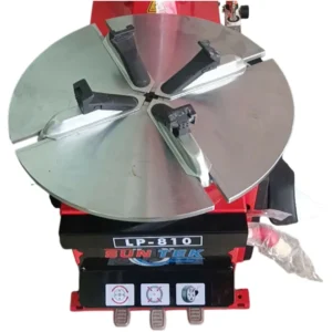 Cận cảnh mâm xoay và chấu kẹp của máy tháo lốp Suntek LP-810