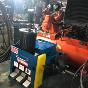Kích Cá Sấu Thủy Lực 3 Tấn 2 Xi Lanh Saka SK-3500 (HH0012701411) bàn giao lắp đặt thực tế