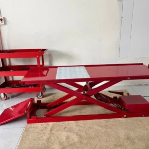 Bàn giao xe đẩy đồ nghề 3 ngăn và bàn nâng xe máy cho anh Vĩnh tại Vĩnh Long
