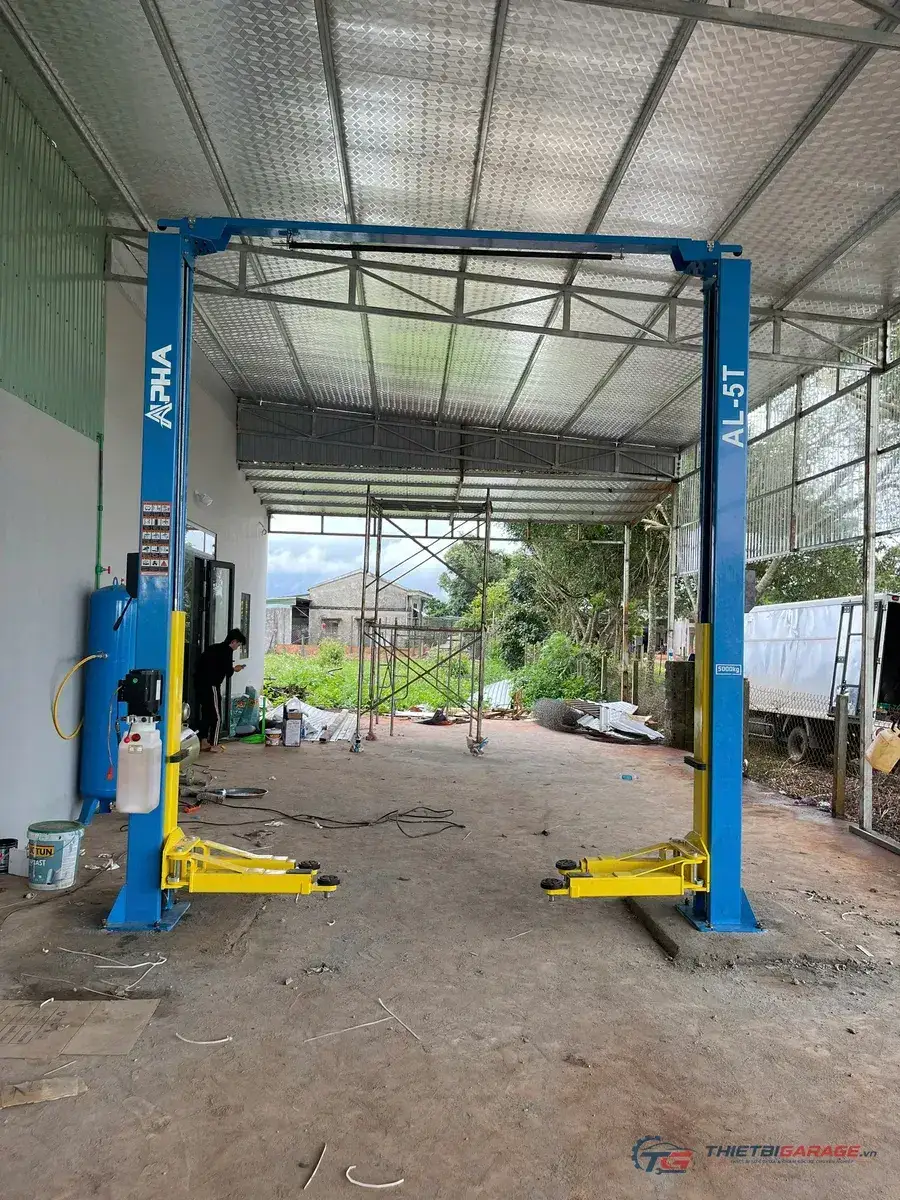 Mặt bằng khoang sửa chữa lắp đặt cầu nâng 2 trụ Alpha AL-5T