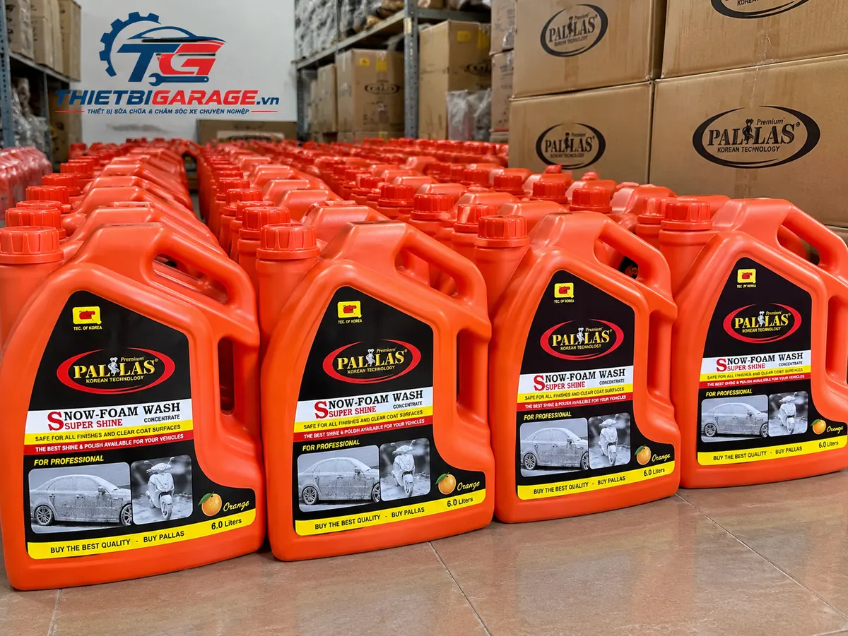 Kho hàng sẵn số lượng lớn nước rửa xe bọt tuyết Pallas can 6 lít