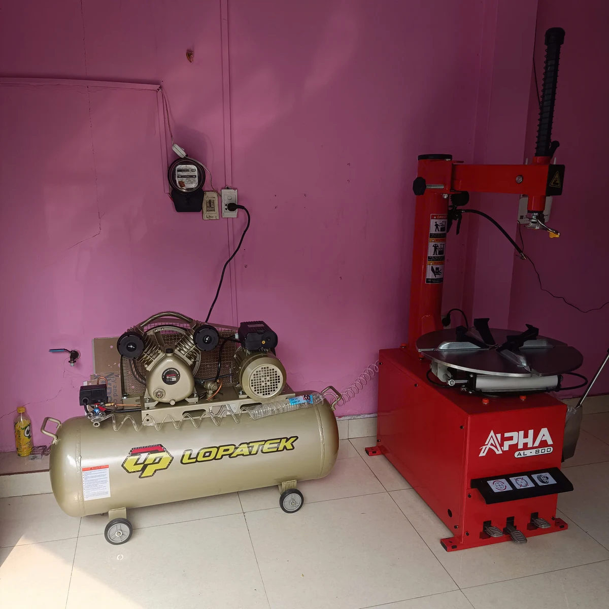 Thông số kỹ thuật và cấu tạo máy nén khí piston Lopatek AV1608 2HP 100L