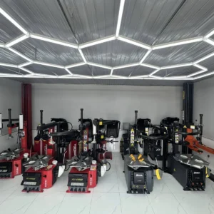 showroom kho máy tháo lốp Fly Speed Lộc Phát