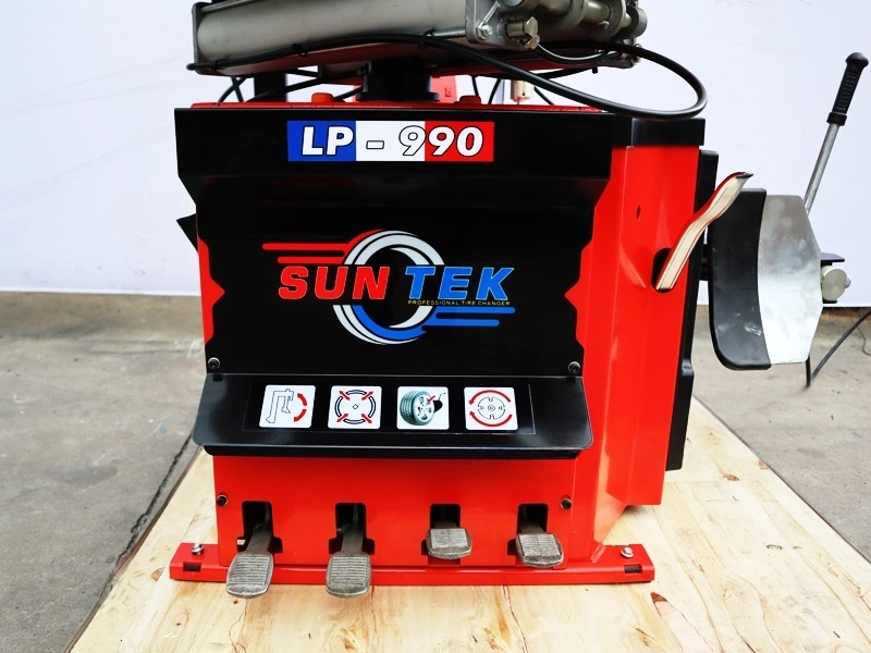 Hệ thống bàn đạp điều khiển chân độc lập và tiện lợi