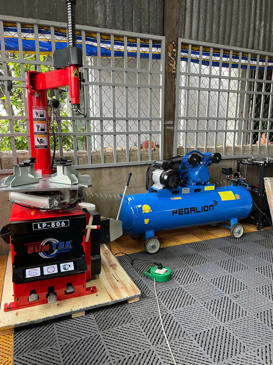 Chi tiết mâm xoay vấu cao máy tháo vỏ suntek lp-806 tại xưởng An Giang