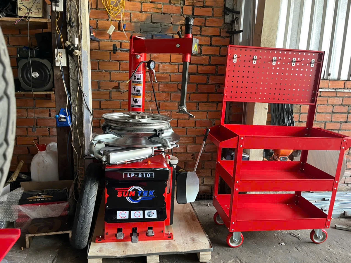 Bánh xe chịu lực 360 độ xe đẩy đồ nghề
