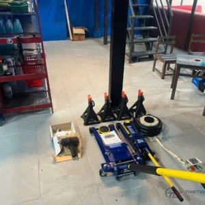 Bàn giao đồng bộ thiết bị sửa chữa ô tô và kích đội hơi Bestech SJ-014 tại Gara B.C.A Long Bình TP. Hồ Chí Minh