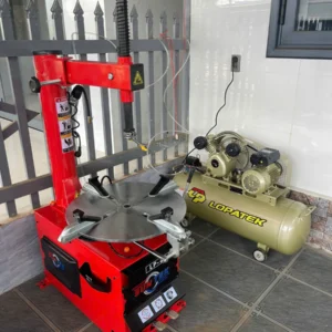 Máy nén khí Lopatek AV1608 2HP 100L bàn giao thực tế tại xưởng