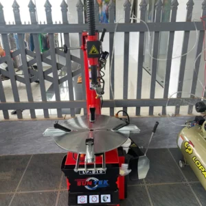 Toàn cảnh bàn giao combo máy ra vỏ Suntek LP-810 và máy nén khí Lopatek tại xưởng khách hàng